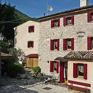 Sottocroda House Revine Lago